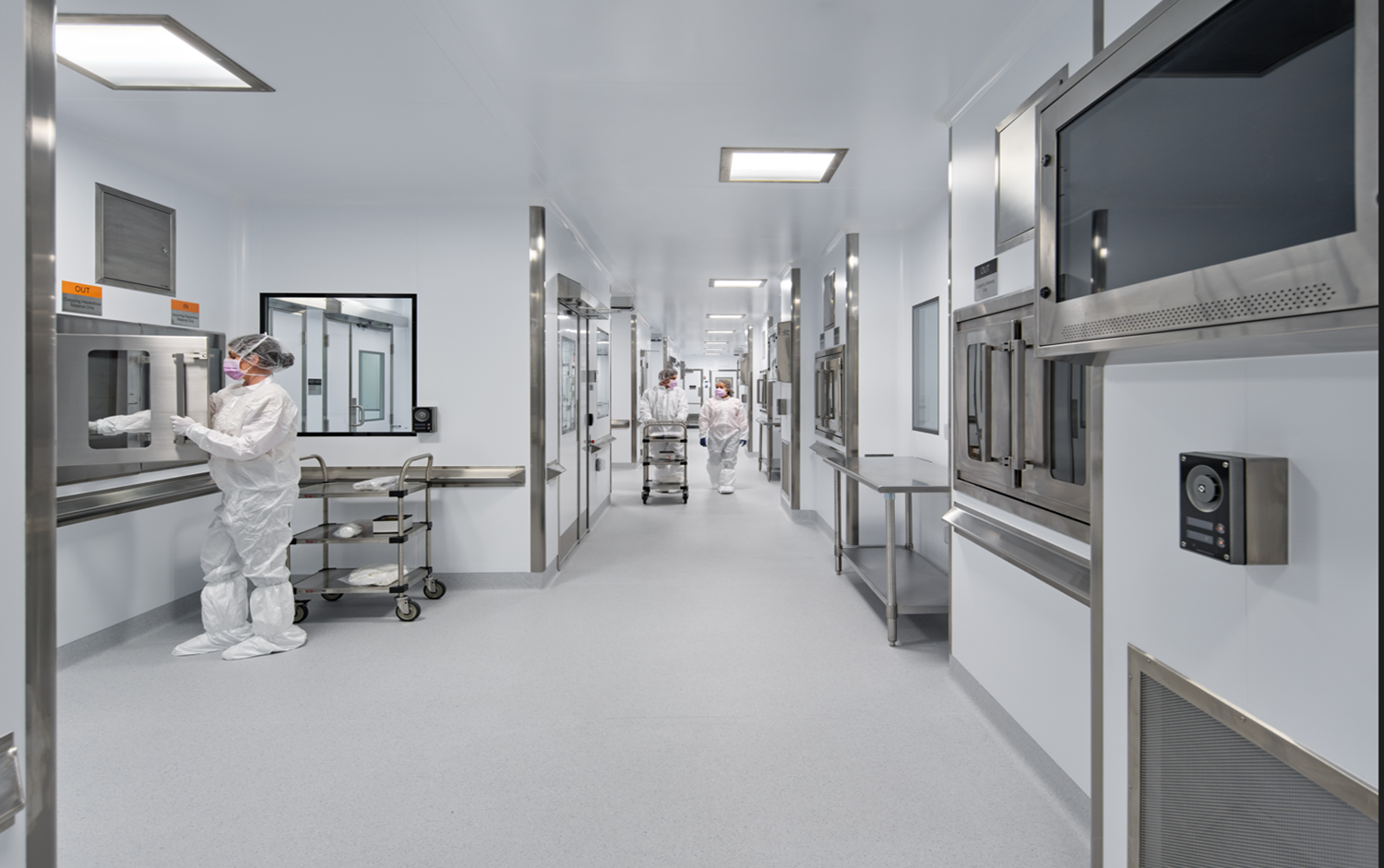 Picture of a lab with equipment in it.